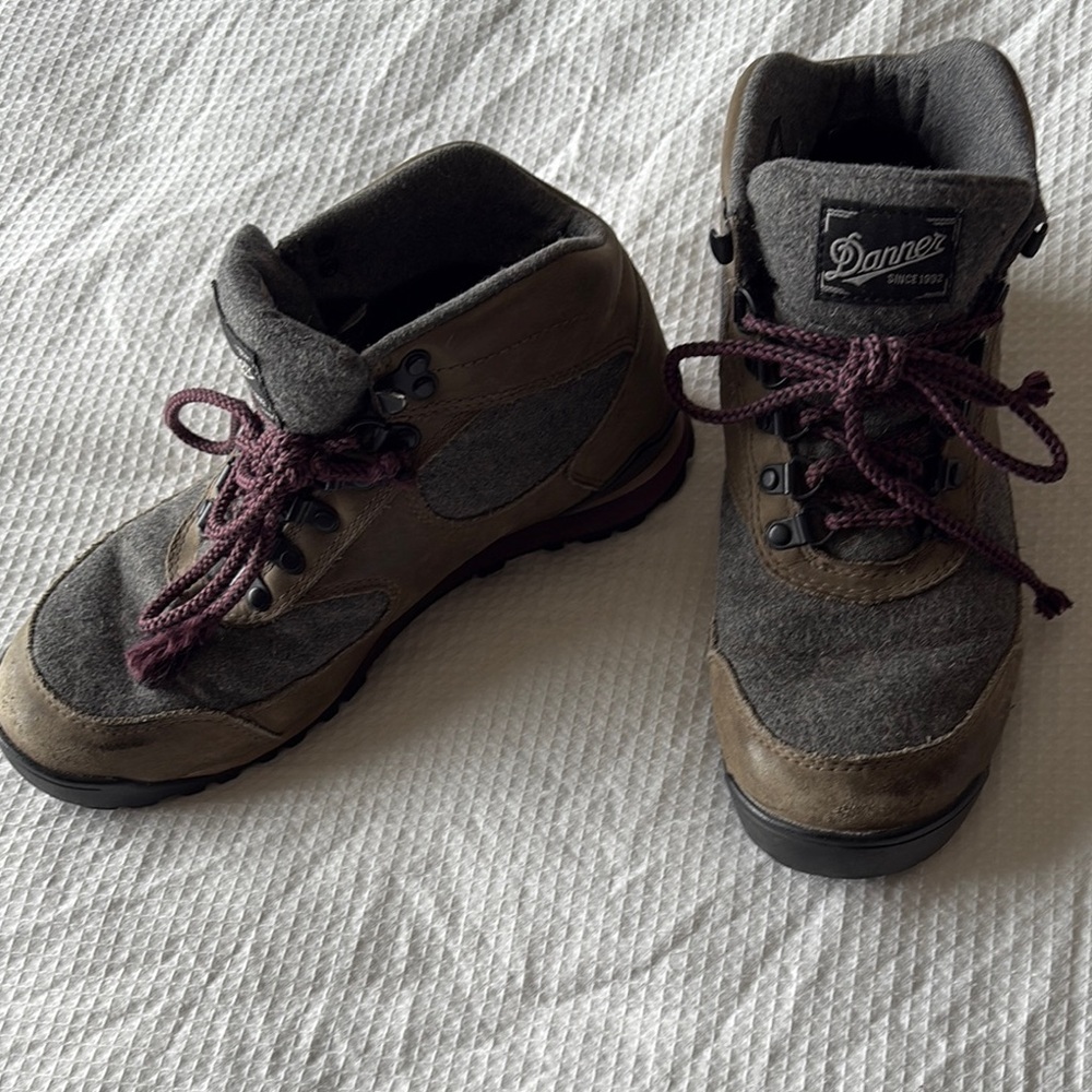 Danner Gray and purple Hiking Boots women 7.5